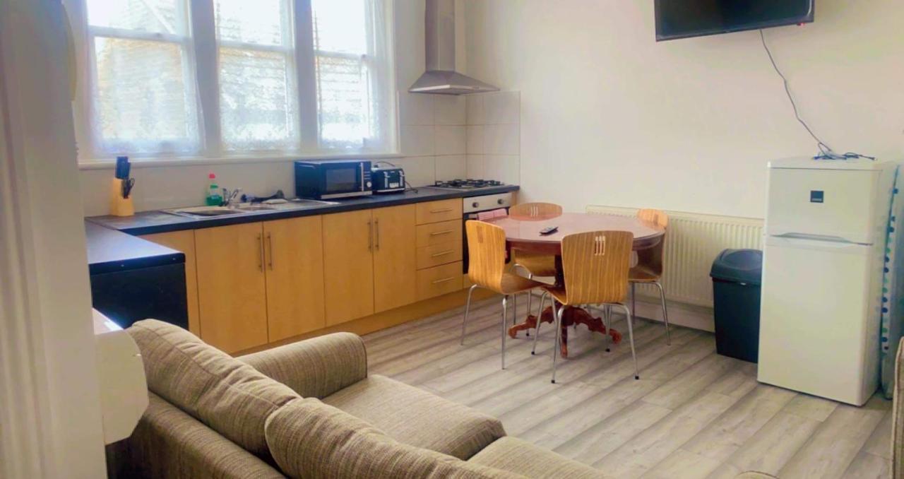 Entire Two Double Bedrooms Flat N4 Great Yarmouth Eksteriør bilde